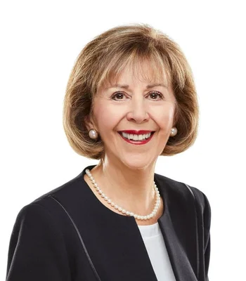 Portrait of Joyce Tourney, REALTOR®.